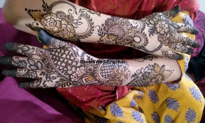 Lipika mehandi arts